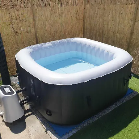 Beau Logement Avec Terrasse, Jacuzzi Et Terrain De Petanque Privatif A 5 Minutes De La Plage Audenge Exterior photo